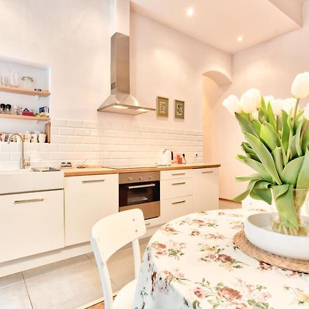 קרקוב Tyzenhauz Apartments Economy מראה חיצוני תמונה