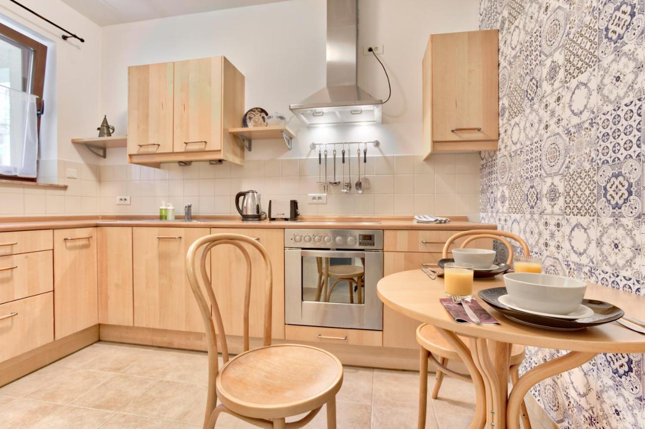 קרקוב Tyzenhauz Apartments Economy מראה חיצוני תמונה